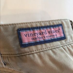 Men’s vineyard vines khakis 42x32